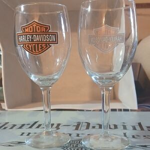 Harley-Davidson Wine Glass Set - Black and Orange Logo